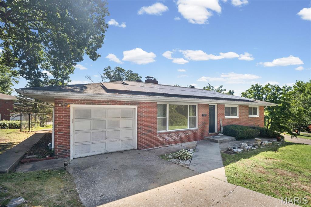 Welcome to this All Brick home offering durability, functionality, and convenience in one package. 

INTERIOR HIGHLIGHTS:
- Main Floor laundry
- Cozy brick wood burning Fireplace
-- Three baths
- Newer windows
- High Efficiency Furnace w heat pump serviced yearly
- New gas line-
- Newer Water heater
- Roof between 6 to 8 years old



- Walk-Out Basement
- Possible 4th bedroom in lower level

EXTERIOR FEATURES:

- Classic All Brick exterior for timeless curb appeal and low maint.
- Fenced Back Yard
- Solar Panels - energy efficient and long term savings
   Utilities as low as $50 to $100 monthly