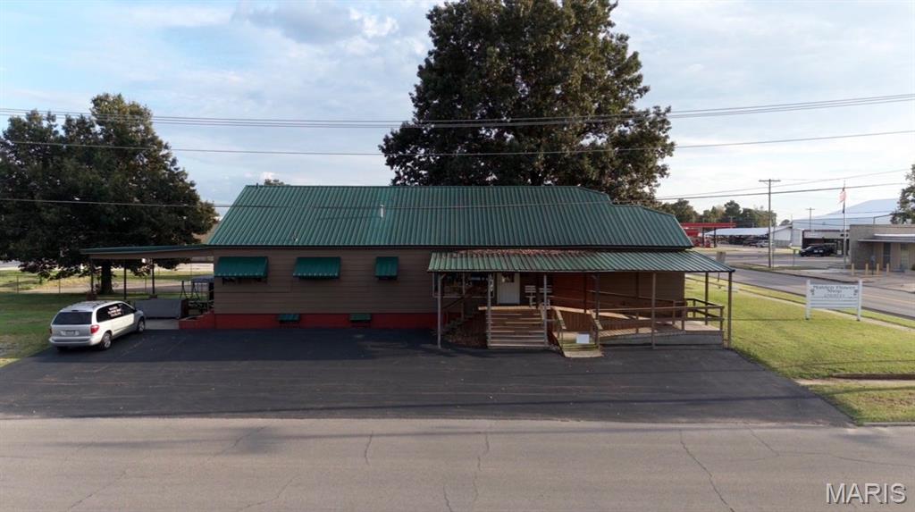 n/a - Commercial Sale
