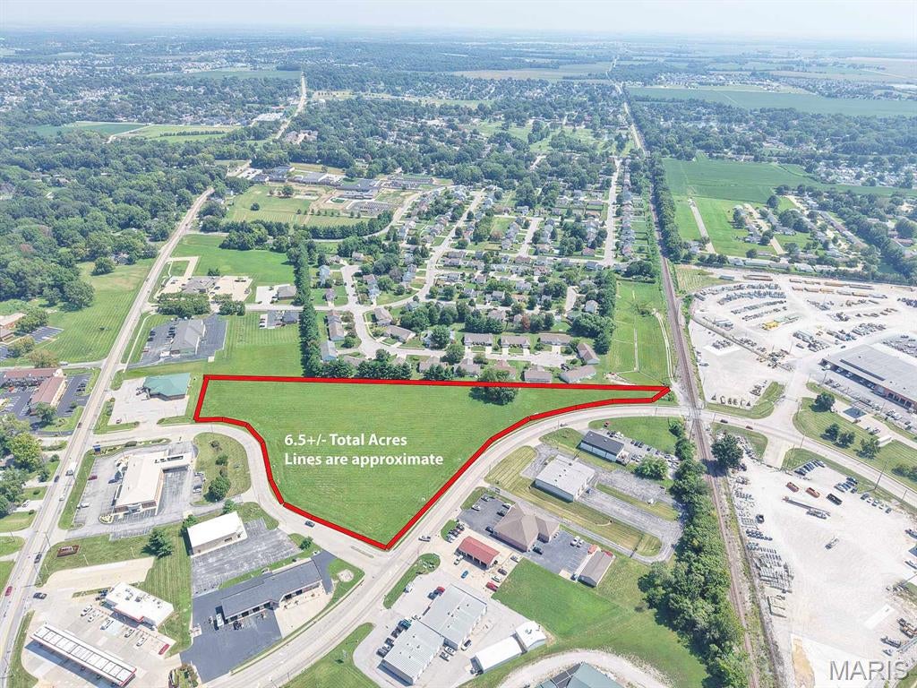 Central Plaza Dev - Land