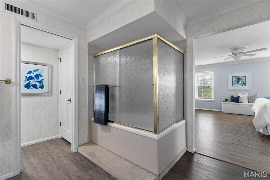 Cambridge Courts Condo - Residential