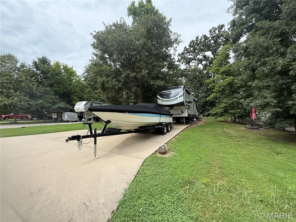 Adventure Out RV Park - Land