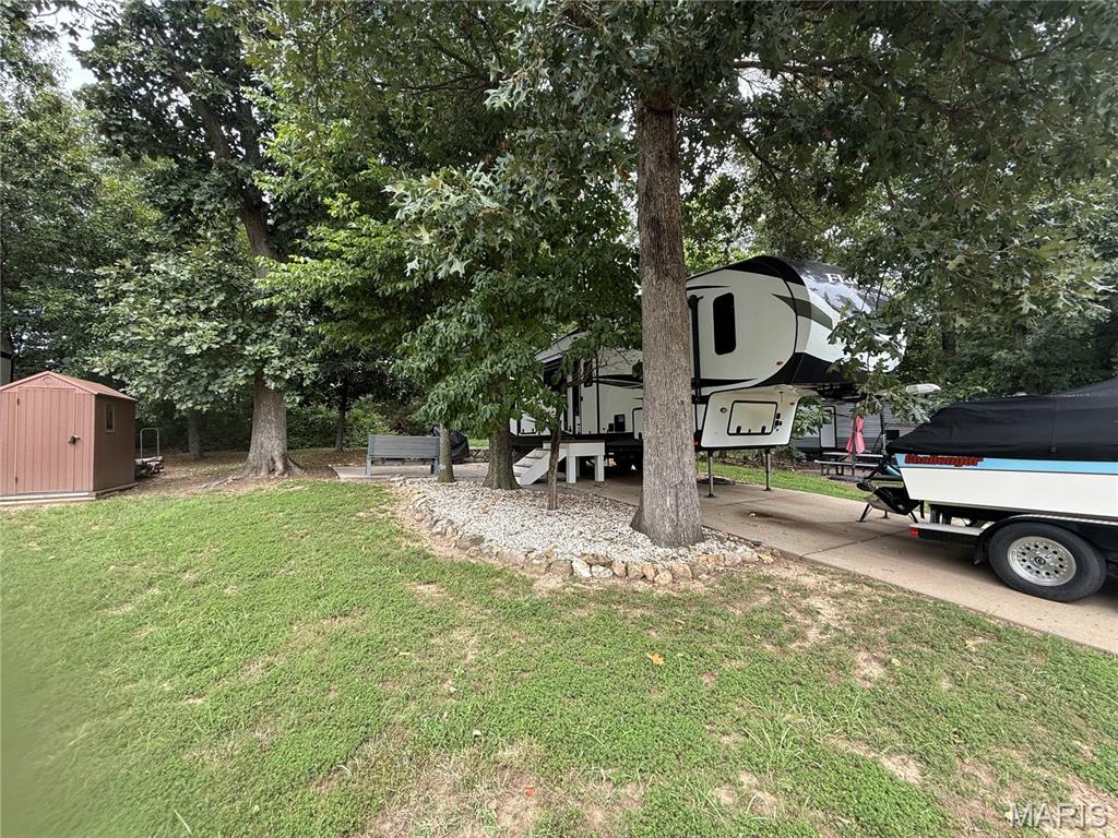Adventure Out RV Park - Land
