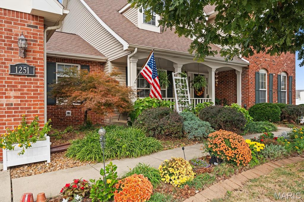 At Fairwood Hills 7th Add - Residential