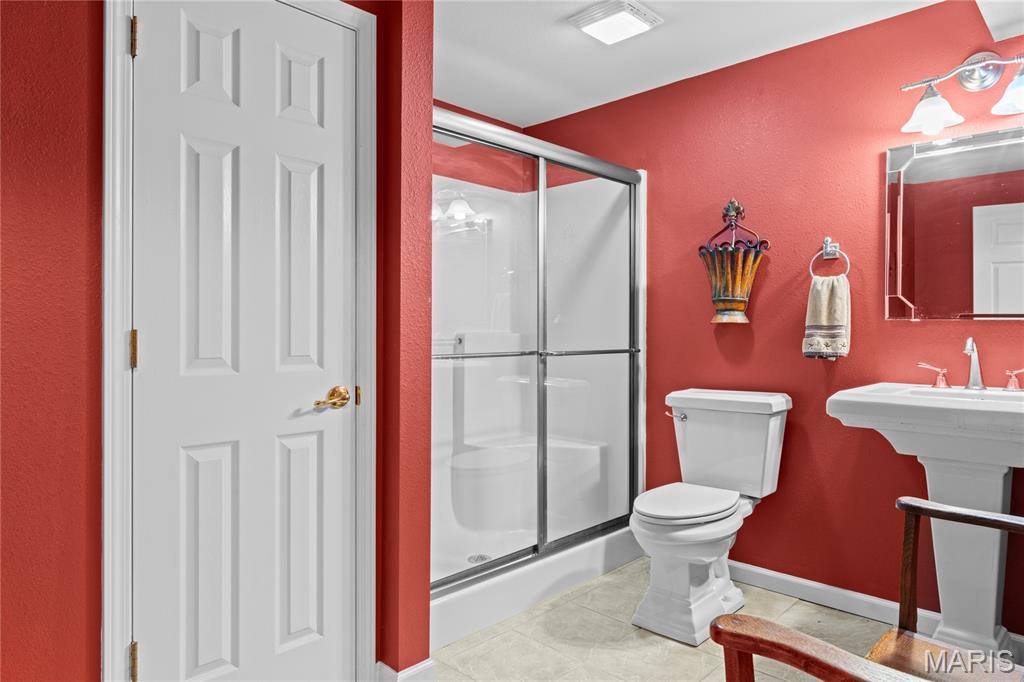 At Fairwood Hills 7th Add - Residential
