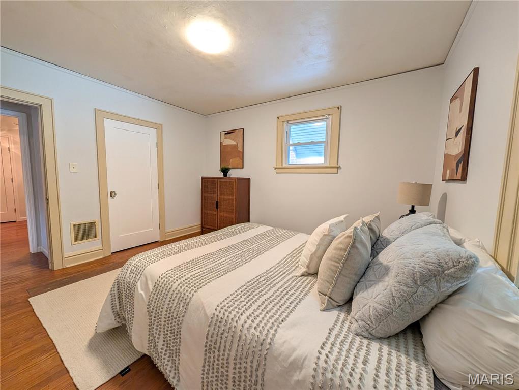 Russell Place - Residential