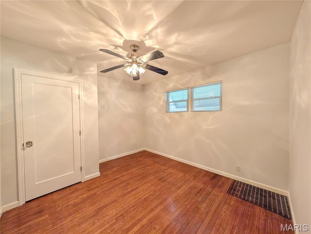 Russell Place - Residential