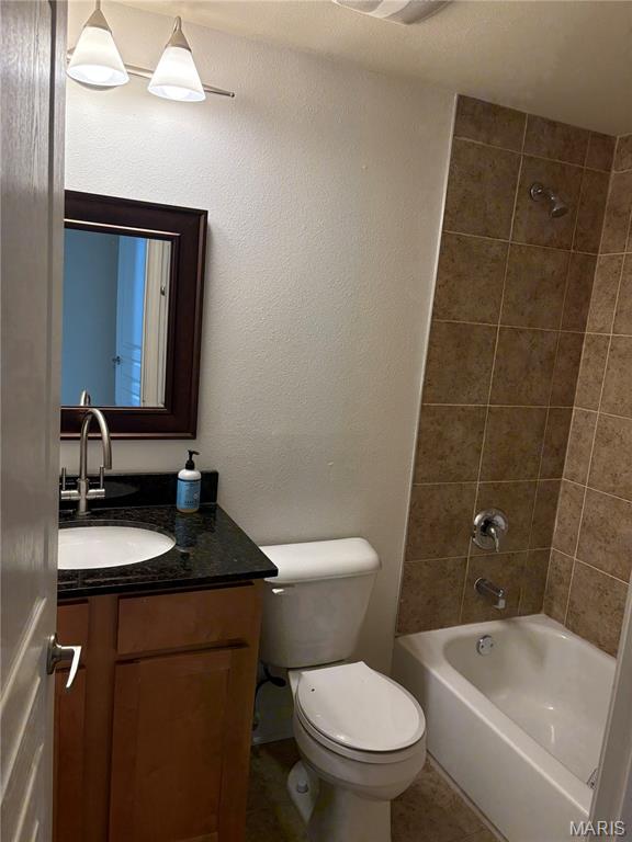 Waterman-Kingbury Condo - Residential