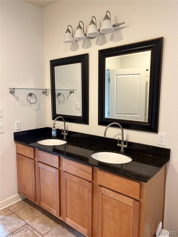 Waterman-Kingbury Condo - Residential