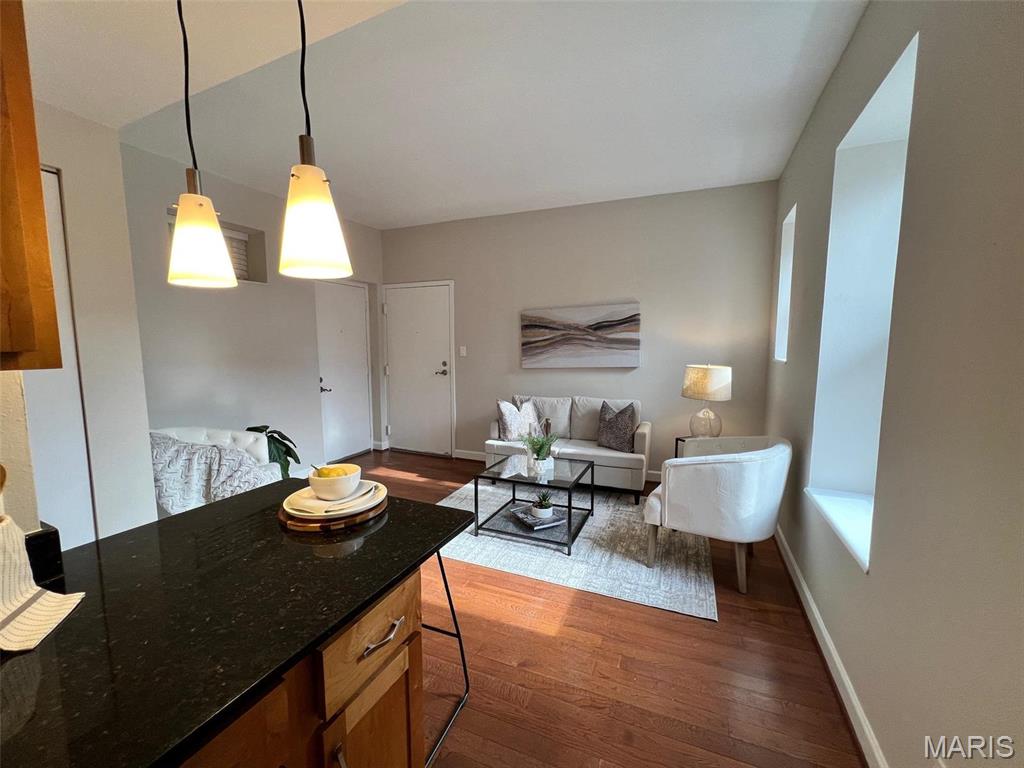 Waterman-Kingbury Condo - Residential