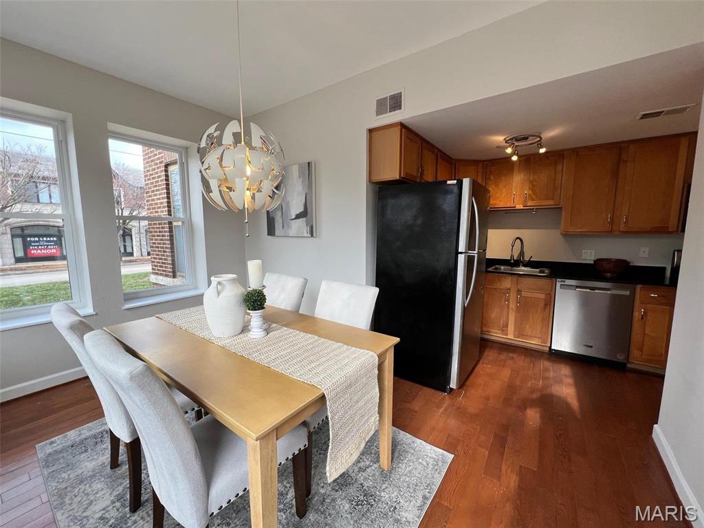 Waterman-Kingbury Condo - Residential