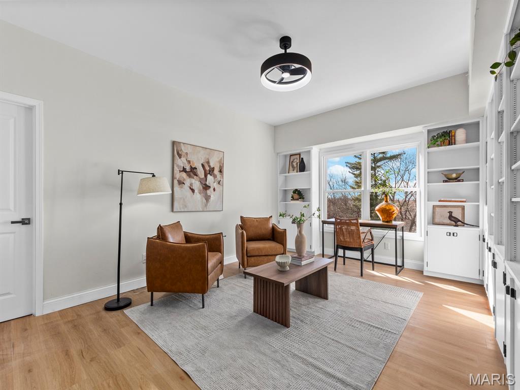 Saratoga Condo The - Residential