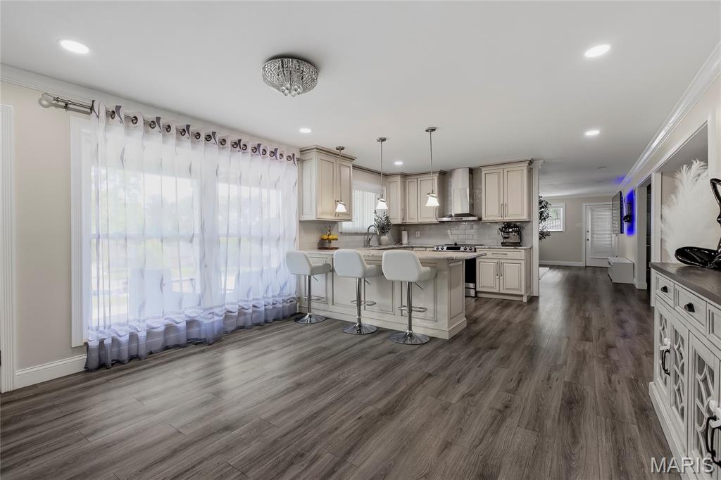 Oakwood Manor - Residential