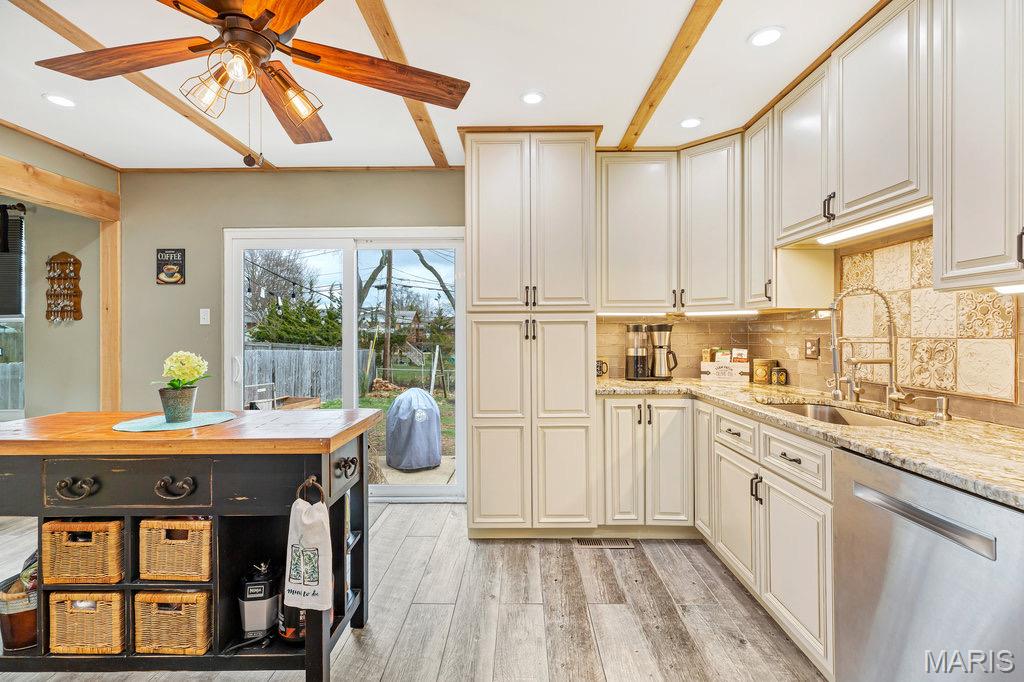 Honeysuckle Hill 3 - Residential