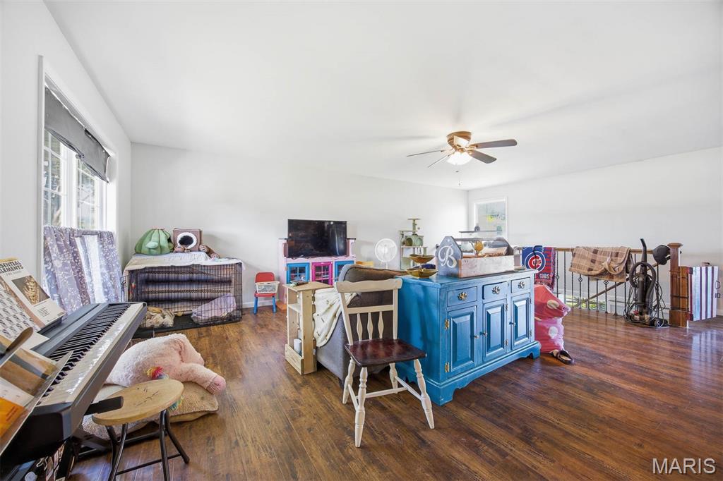Foxfire Mdws Sub - Residential