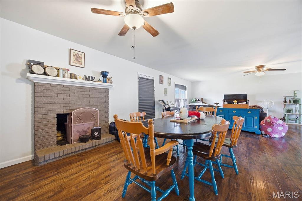 Foxfire Mdws Sub - Residential