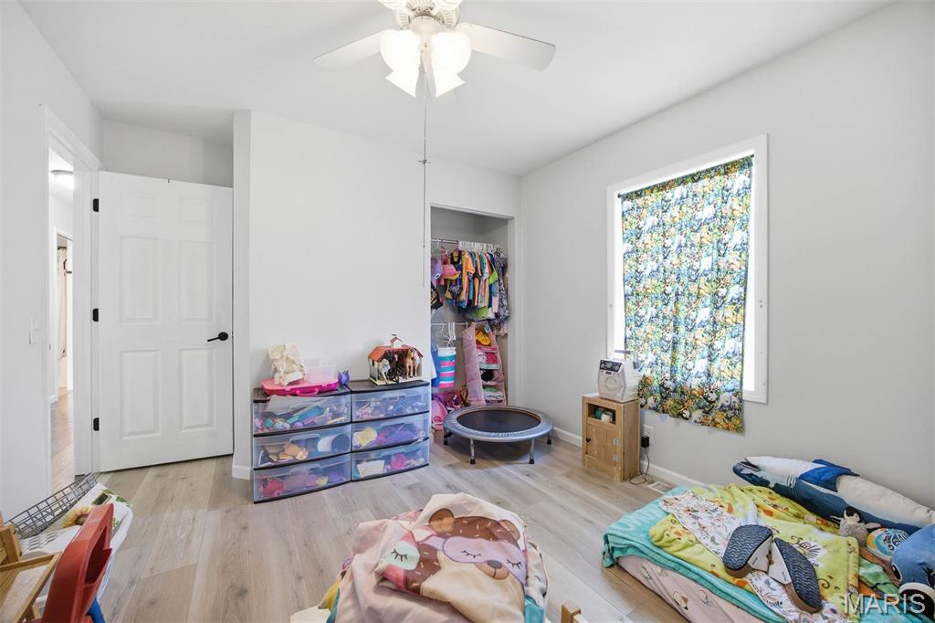 Foxfire Mdws Sub - Residential