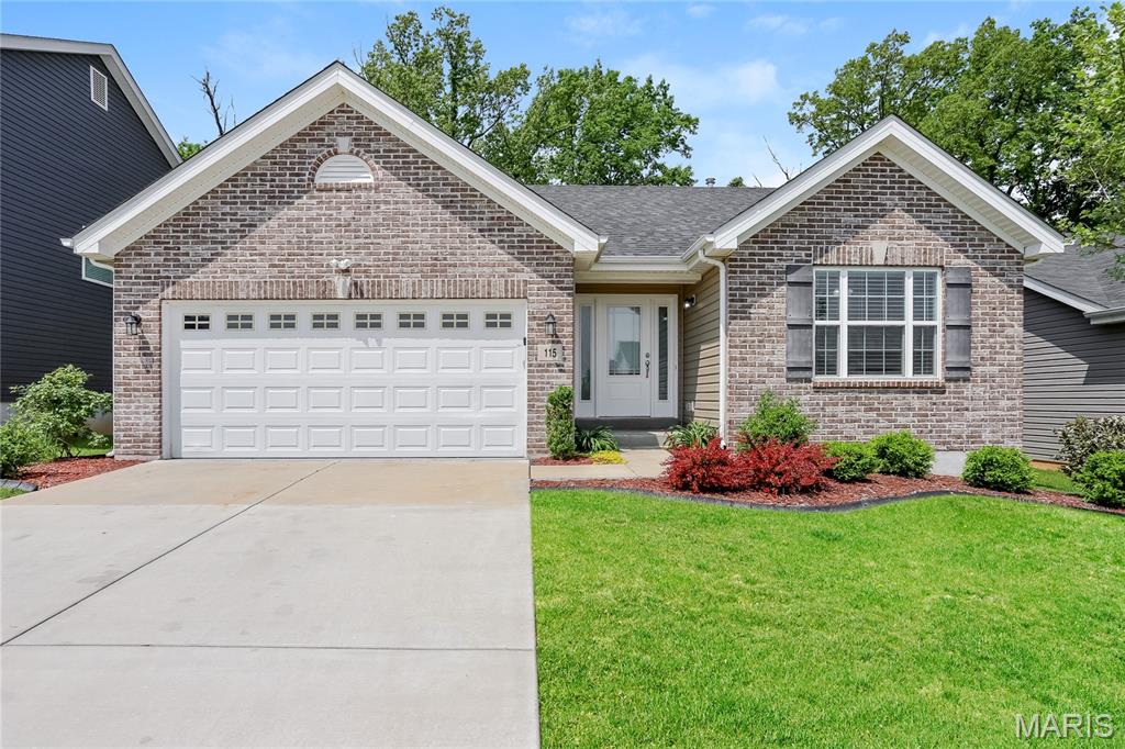 Don't miss this O'Fallon stunner! The kitchen is GORGEOUS, with a large pantry and stainless steel appliances. The primary suite offers a large, walk-in closet and full bath. The two additional bedrooms are spacious. The breakfast area connects to the peaceful back yard. Main floor laundry for your convenience. Community offers walking trails and two playgrounds.