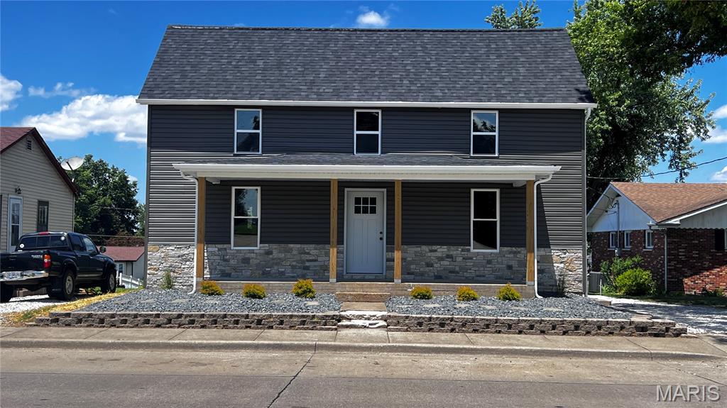 Motivated Seller. Make Offer.  Move-In Ready & Full of Charm! Have you been searching for a beautifully remodeled home
that is ready for you to move right in? Your search may be over! This adorable 3-bedroom, 2-
bath, two-story home in the heart of Perryville has been thoughtfully updated and is packed
with features you'll love: New windows, New flooring throughout, New vinyl siding, Open-
concept kitchen, dining & living area, Main-level laundry, Charming owner's suite with a private
adjoining bathroom, Full unfinished walk-up basement with endless possibilities, Detached
garage, Spacious backyard perfect for entertaining, kids, or pets. This home offers the perfect
blend of modern updates and cozy charm—all in a convenient location close to everything
Perryville has to offer. Don't wait—homes like this don't stay on the market long.