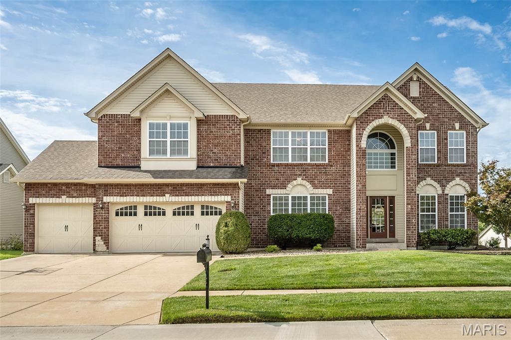 Welcome to 70 Lilac Ridge Court, a spacious five-bedroom, 4.5-bath home offering more than 5,200 square feet of finished living space in O’Fallon’s Magnolia Village. Set on a level, fenced 0.32-acre corner lot in a cul-de-sac, this well-maintained, one-owner home offers abundant space for everyday living and entertaining.

The main floor features a dedicated home office, formal dining room and a convenient laundry room with a drop zone. At the heart of the home, the kitchen provides an inviting place to prepare meals, gather with friends and host special occasions.

Upstairs, a large loft creates flexible space for a second living area, playroom or study zone. The primary bedroom is distinguished by a coffered ceiling and a spacious en-suite bath with a large walk-in shower, dual adult-height vanities and a generous walk-in closet. The secondary bedrooms are served by a Jack-and-Jill bathroom and an additional full bath, while new upstairs carpet adds a fresh finishing touch.

The finished lower level expands the home’s possibilities with a wet bar, recreation room, full bathroom and additional bedroom—ideal for guests, entertaining or multigenerational living. Additional highlights include a three-car attached garage, a roof replaced approximately two years ago and access to the neighborhood pool.

Conveniently located near O’Fallon shopping, dining, recreation and major commuter routes, with schools in the Fort Zumwalt R-II district, this five-bedroom home combines flexible living spaces, a finished basement and a fenced backyard in a desirable cul-de-sac setting. Showings start 8/21