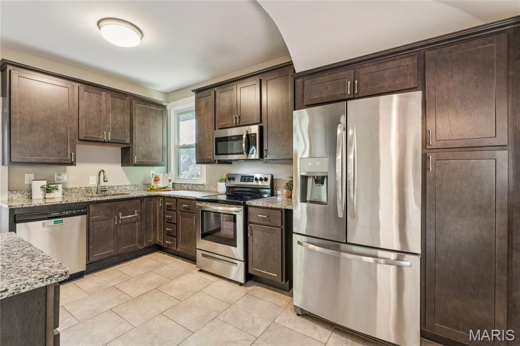 Greenwood City Bl 5105 - Residential