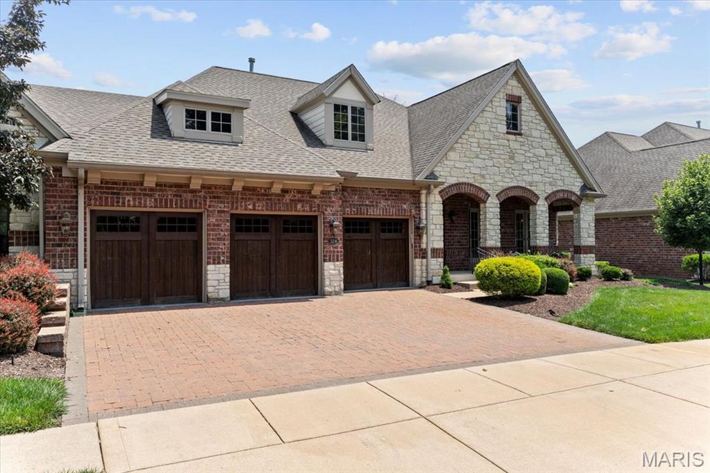 The Villas at Meadowbrook - Residential