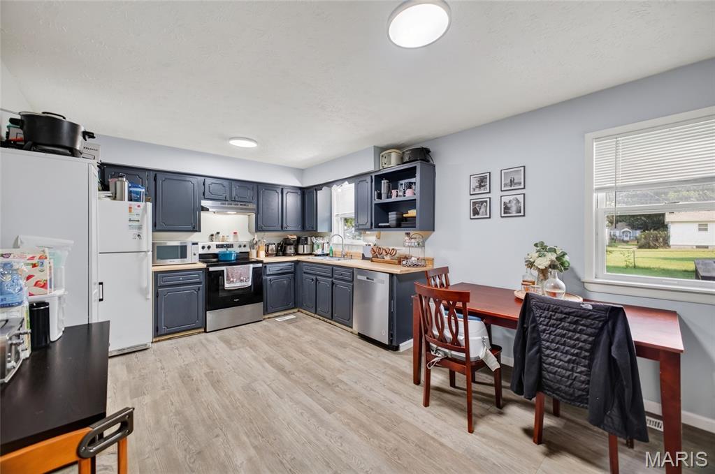 Maple Crest Annex - Residential