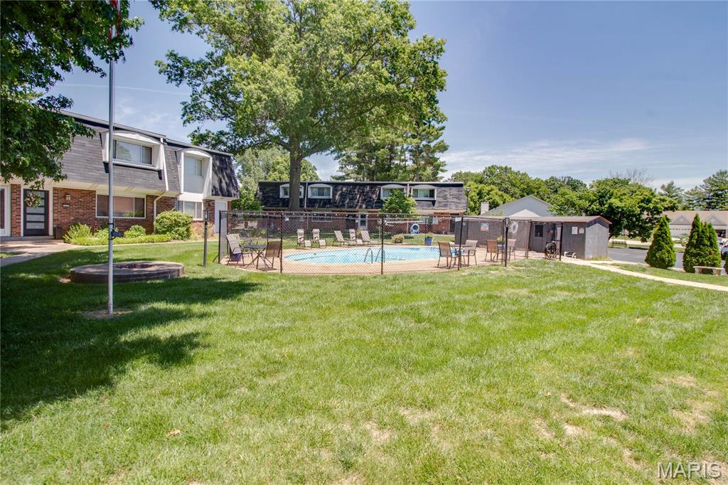 Arrow Wood Manor Condo - Residential
