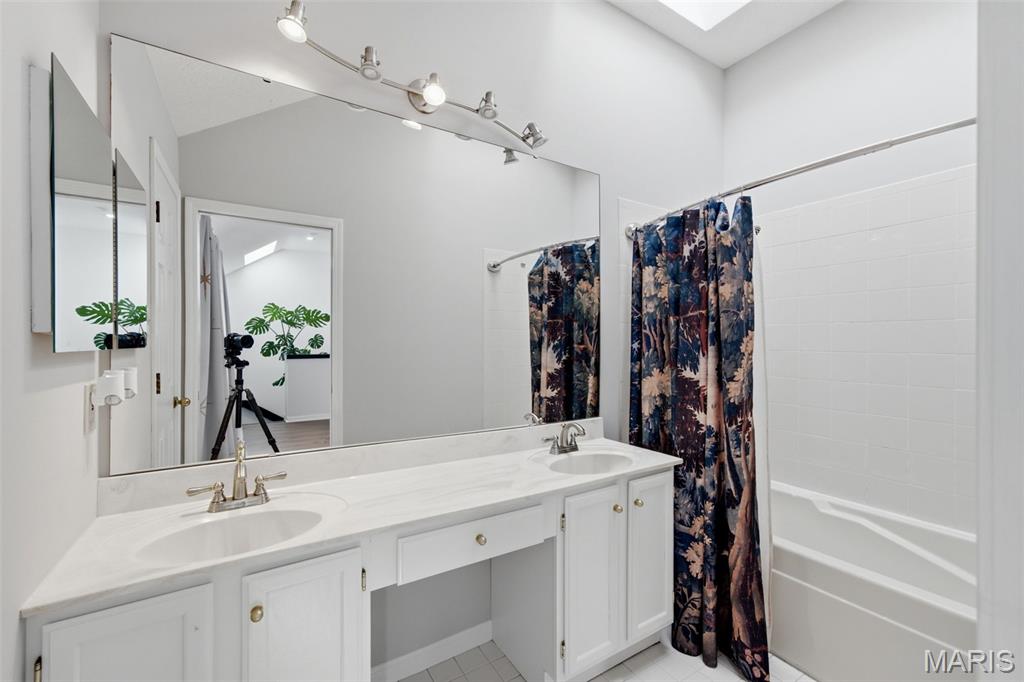 Waterford Square Condos - Residential