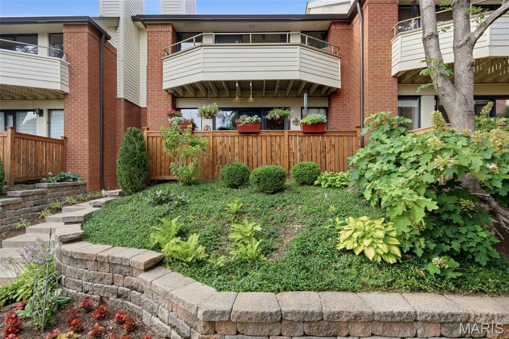 Waterford Square Condos - Residential