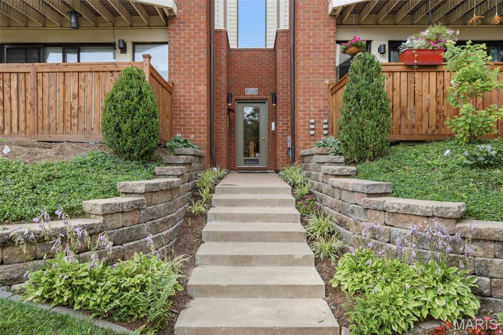Waterford Square Condos - Residential