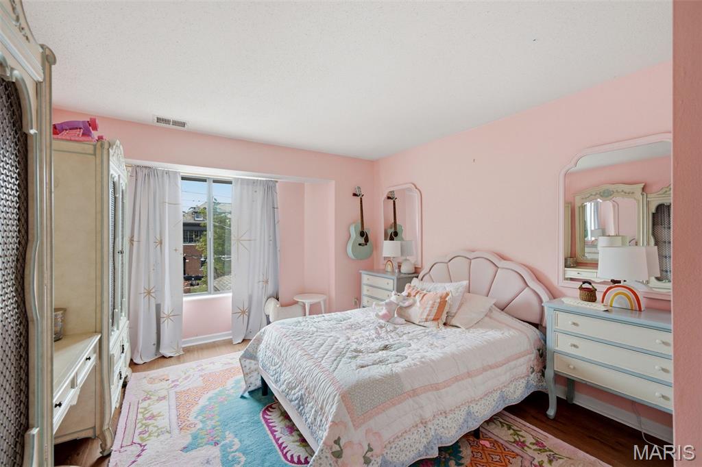 Waterford Square Condos - Residential