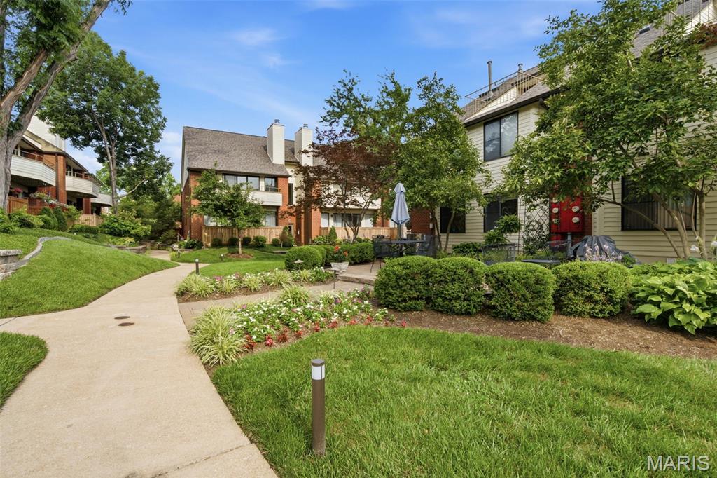 Waterford Square Condos - Residential