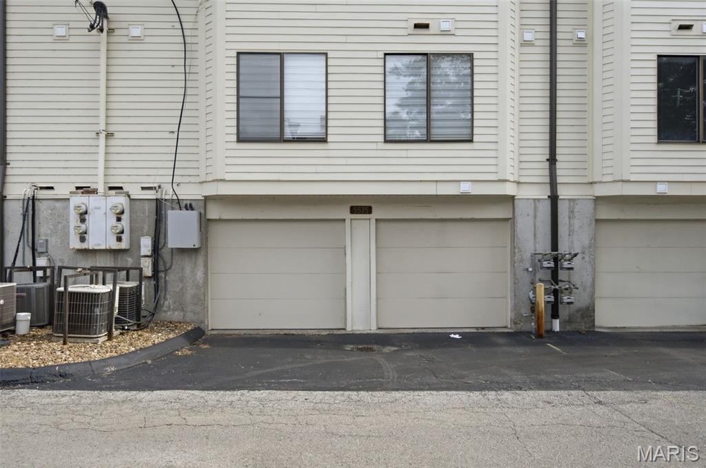 Waterford Square Condos - Residential