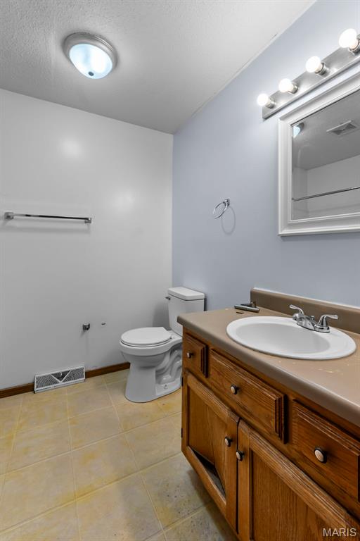 Greenwood 2nd - Commercial Sale