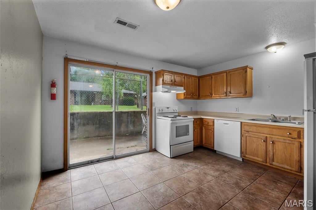 Greenwood 2nd - Commercial Sale