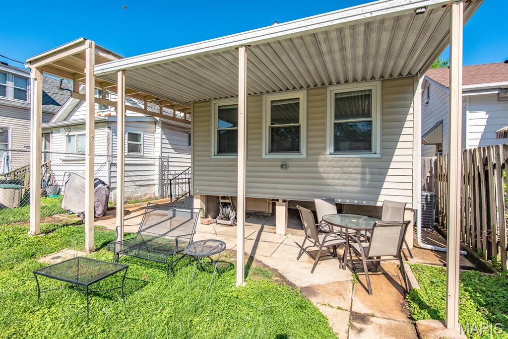 St Louis Commons Add - Residential