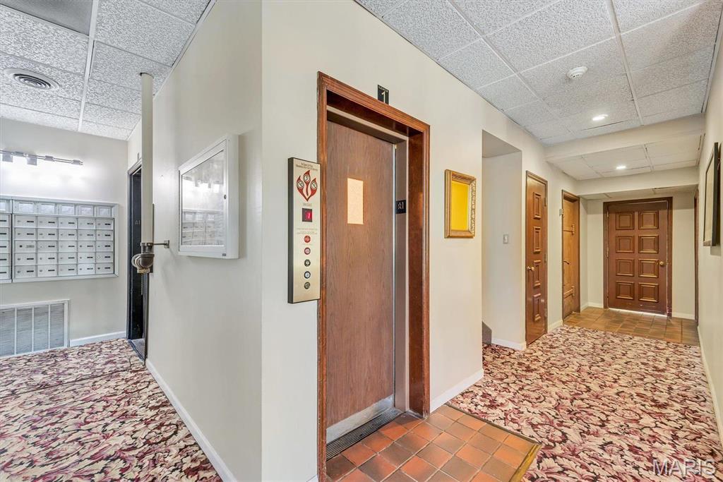 Adlon Condominums - Residential
