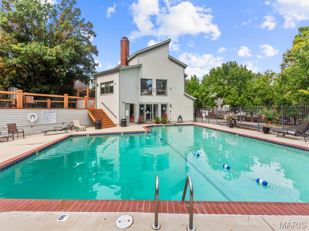 Briarcliff Condo Ii Ph Three - Residential