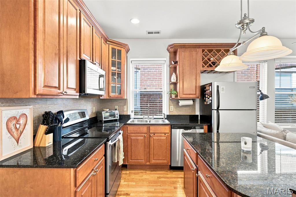 Hi Pointe - Residential