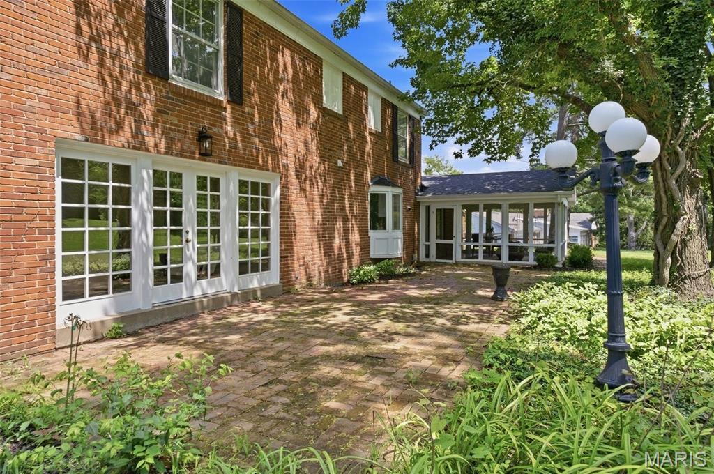 Old Woods Mill Manor 1 - Residential