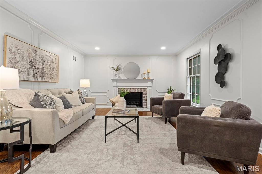 Old Woods Mill Manor 1 - Residential