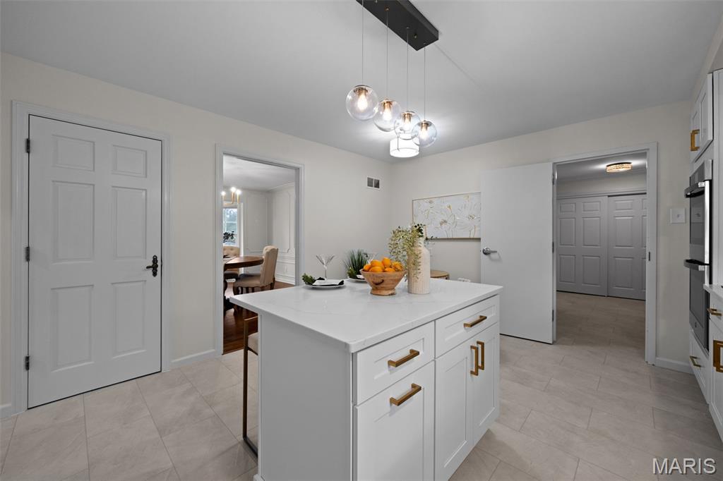 Old Woods Mill Manor 1 - Residential