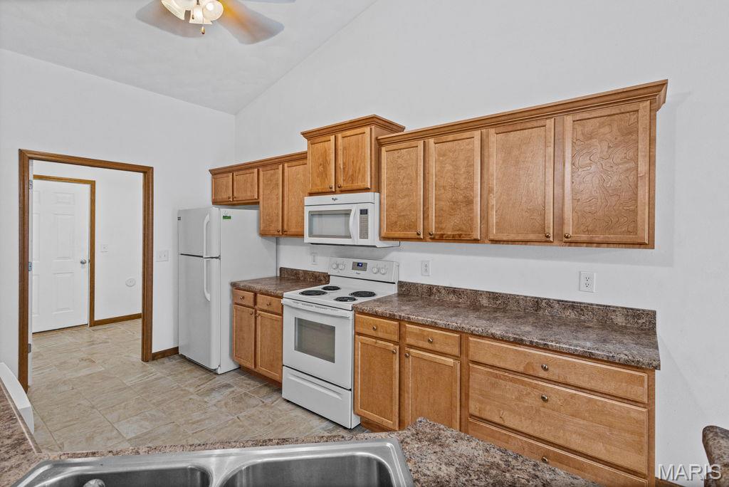 Villas/Fairlawn 01 - Residential