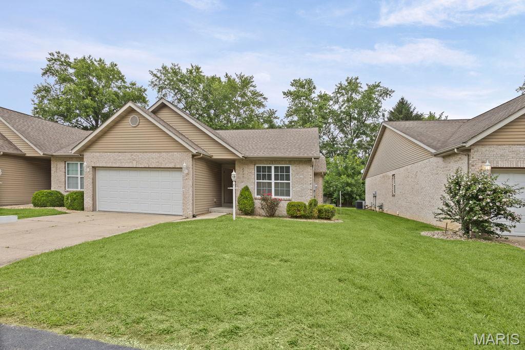 Villas/Fairlawn 01 - Residential