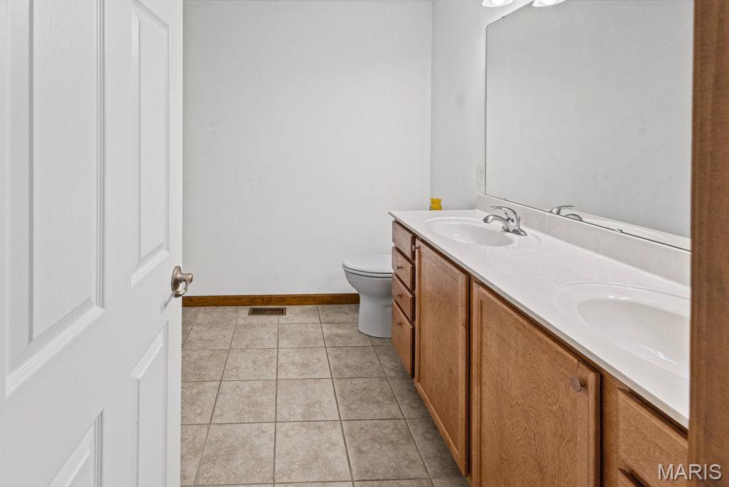 Villas/Fairlawn 01 - Residential