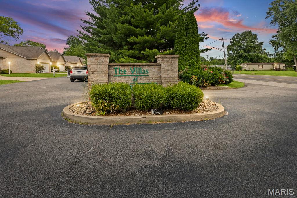 Villas/Fairlawn 01 - Residential