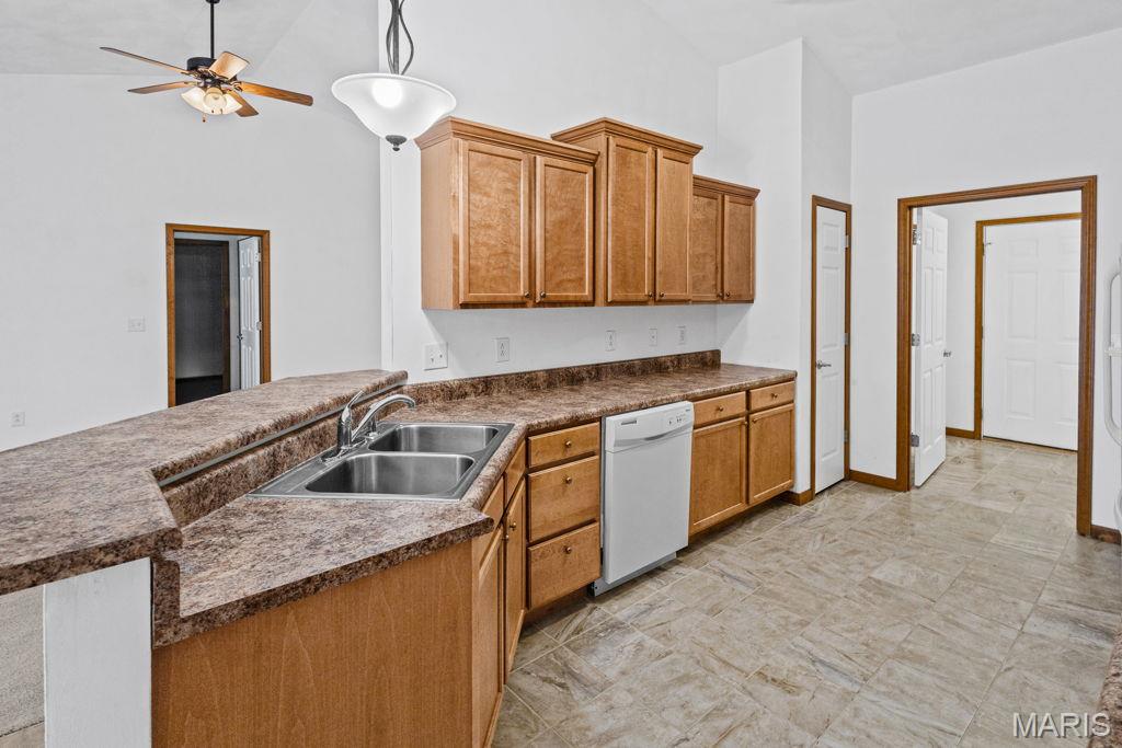 Villas/Fairlawn 01 - Residential