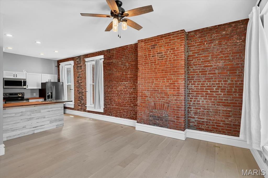 St Louis Commons Add - Residential