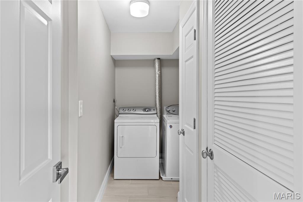 Cambridge Courts Condo - Residential