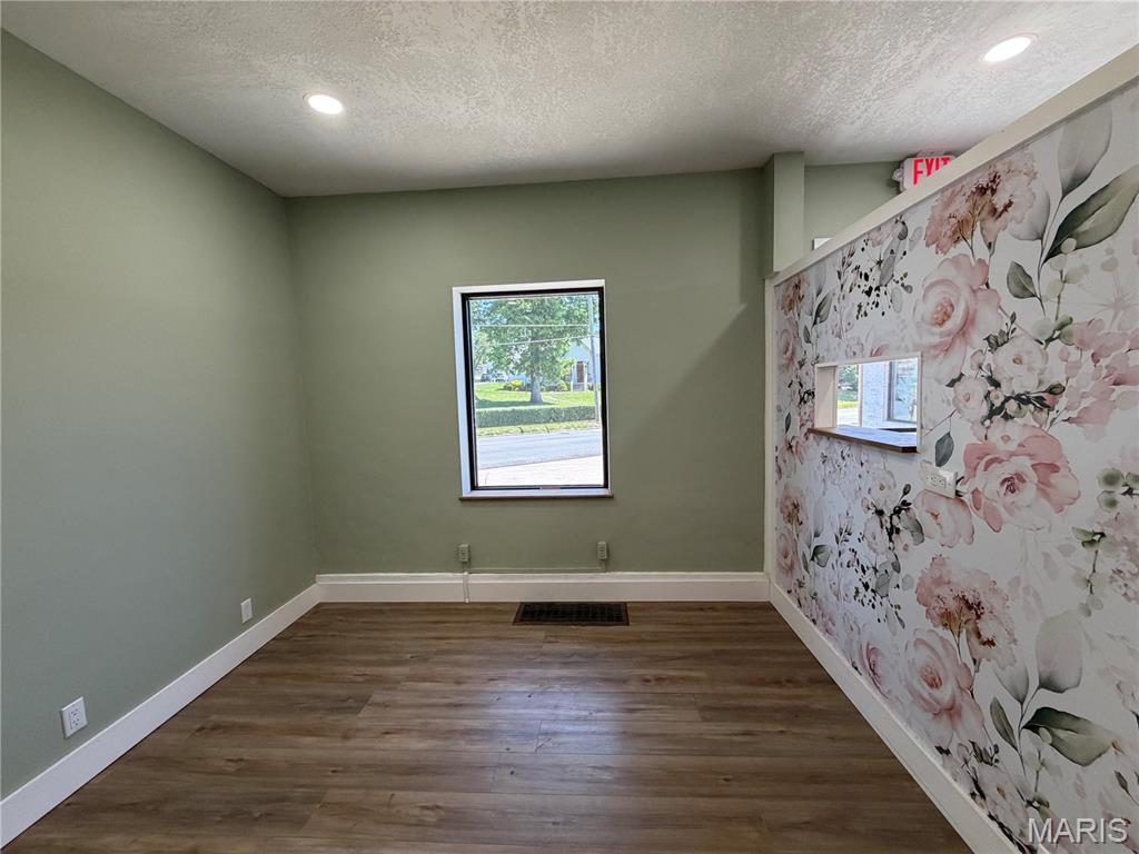 Garths Add - Commercial Sale